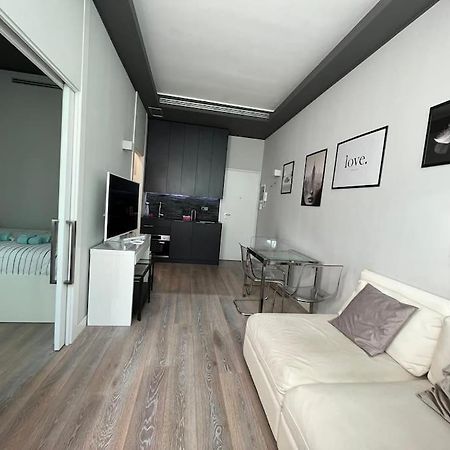Apartamento Victory House Milán Exterior foto